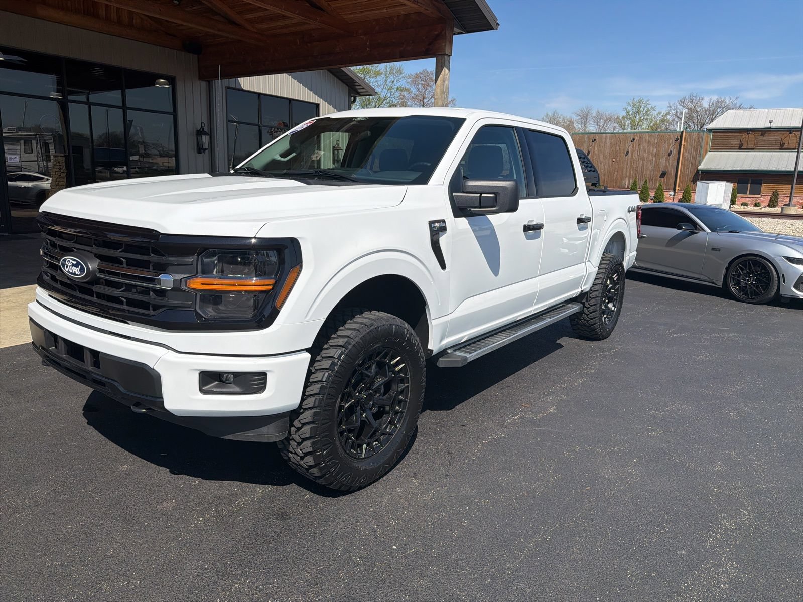 Used 2025 Ford F150 XLT w/ Equipment Group 301A Standard AWD/4WD image 18