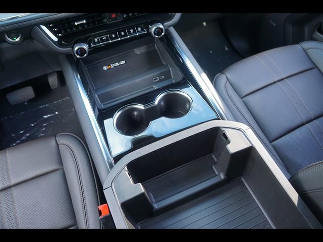 New 2026 Chevrolet Tahoe High Country AWD/4WD image 18