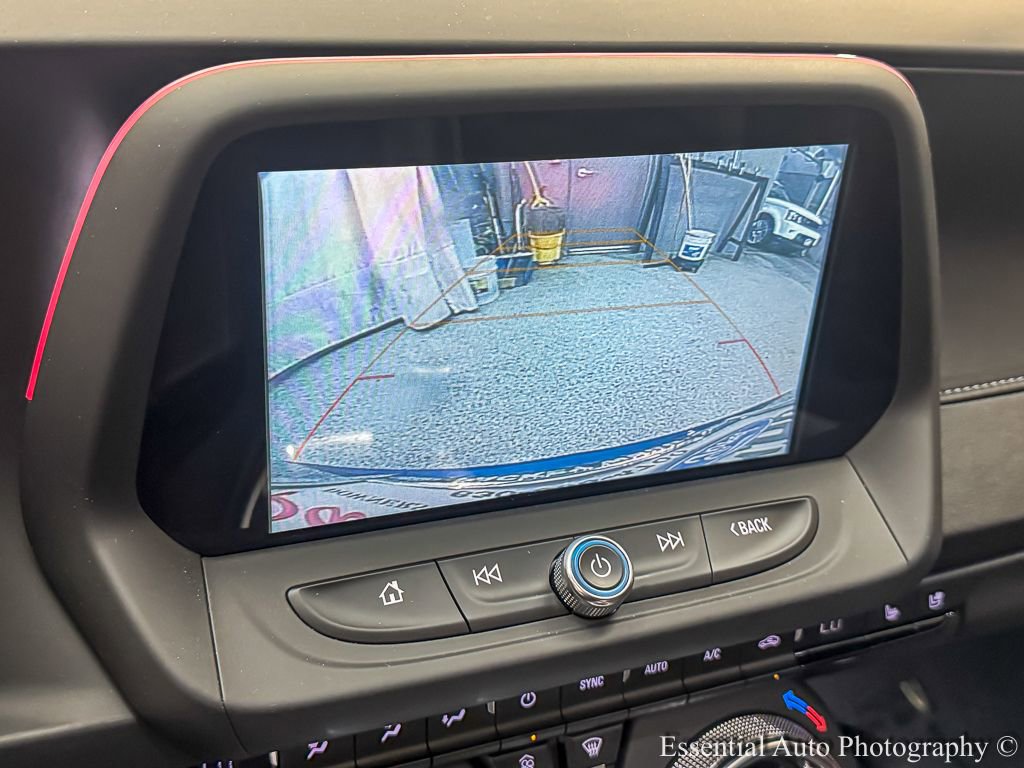 Used 2018 Chevrolet Camaro SS image 18