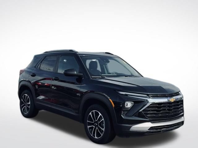 Used 2025 Chevrolet TrailBlazer LT AWD/4WD image 4