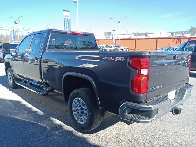 Used 2024 Chevrolet Silverado 2500 LT image 5