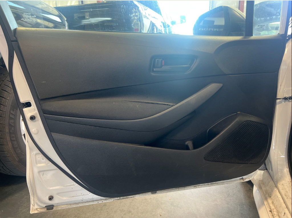 Used 2023 Toyota Corolla LE FWD image 10