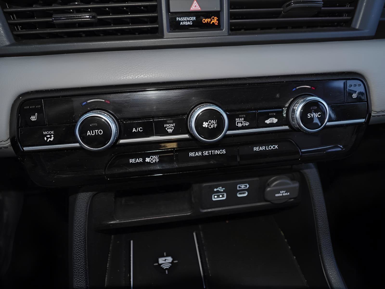 Used 2024 Honda Pilot Touring image 15