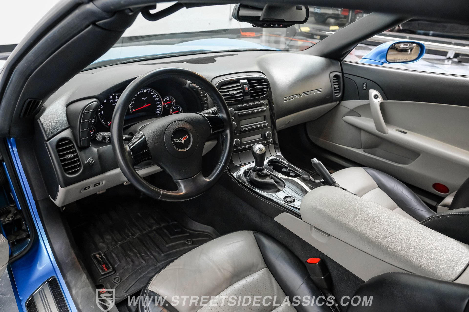 Used 2008 Chevrolet Corvette Coupe w/ Z51 Performance Package image 4