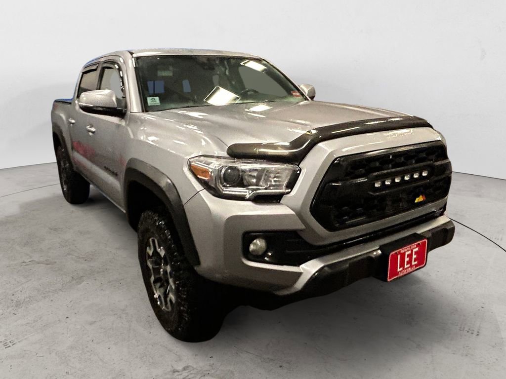 Used 2019 Toyota Tacoma TRD Off-Road w/ Technology Package AWD/4WD image 6