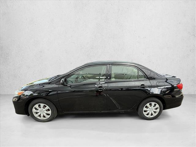 Used 2011 Toyota Corolla LE FWD image 2