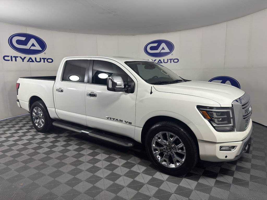 Used 2020 Nissan Titan SL w/ Moonroof Package RWD image 1