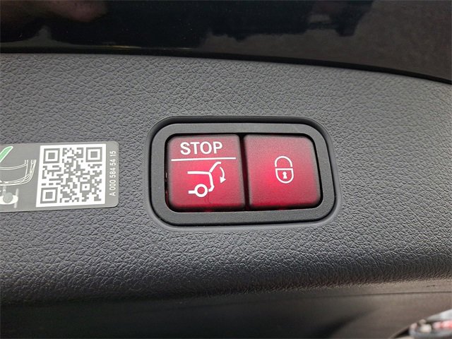 Used 2023 Mercedes-Benz GLC 300 image 29