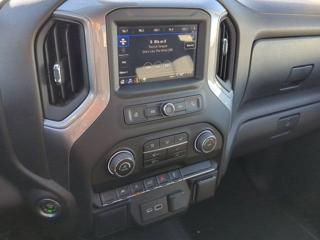 Used 2022 Chevrolet Silverado 1500 Custom image 11