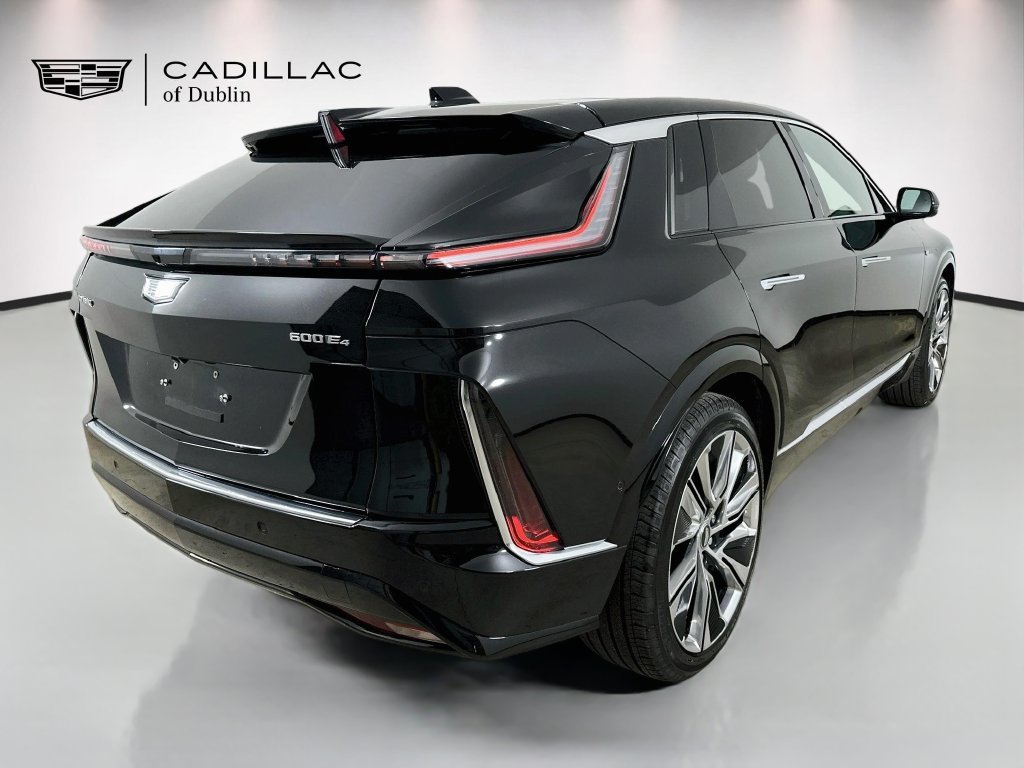 Certified 2026 Cadillac Lyriq Signature Luxury w/ Nappa Leather Package AWD/4WD image 5