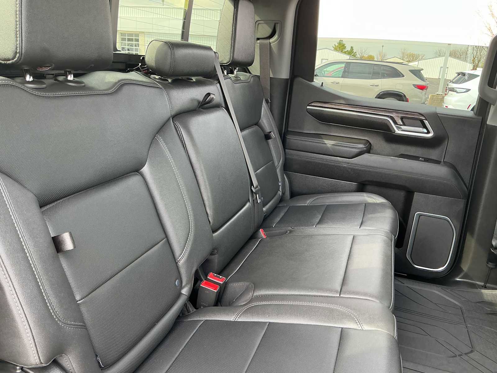 Used 2022 Chevrolet Silverado 1500 LTZ w/ Technology Package image 22