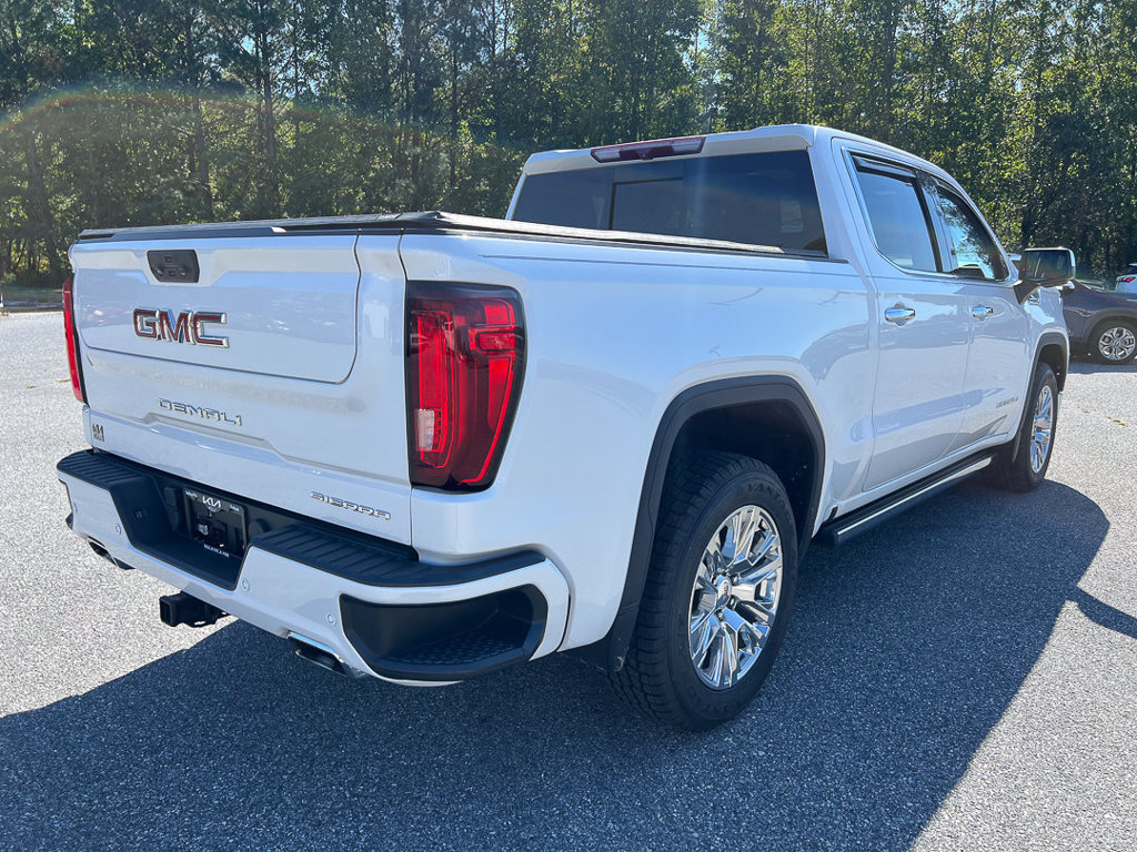 Used 2023 GMC Sierra 1500 Denali AWD/4WD image 10