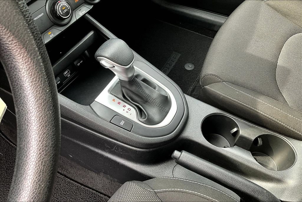Used 2023 Kia Forte LXS FWD image 14