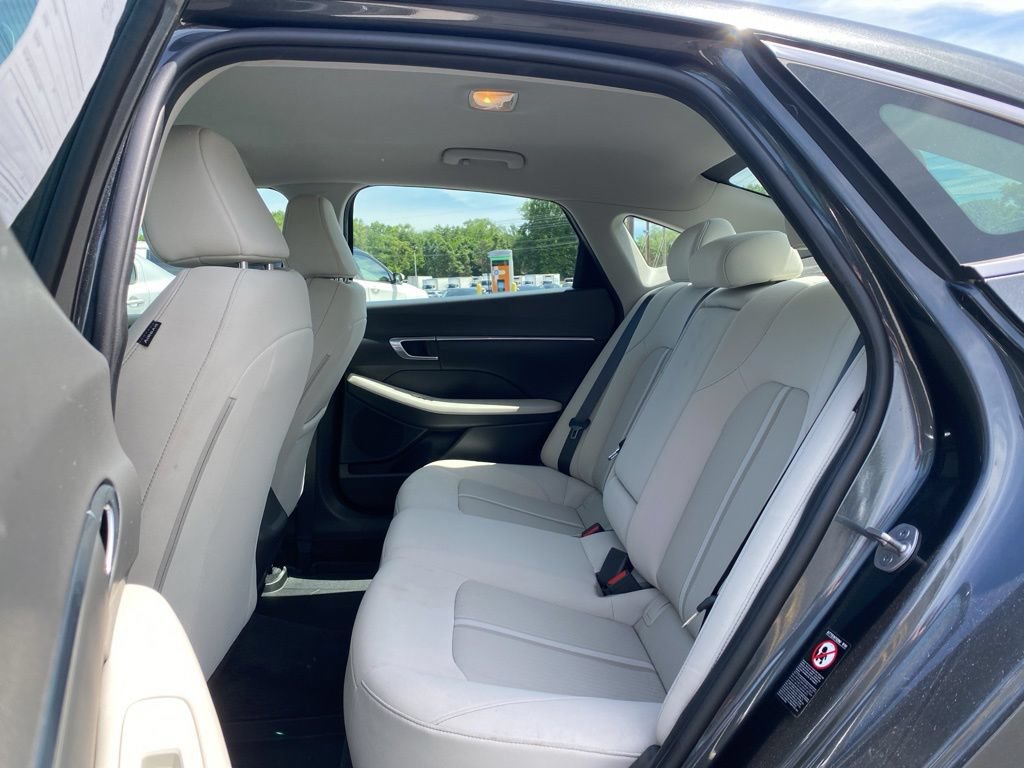 Certified 2023 Hyundai Sonata SEL FWD image 14