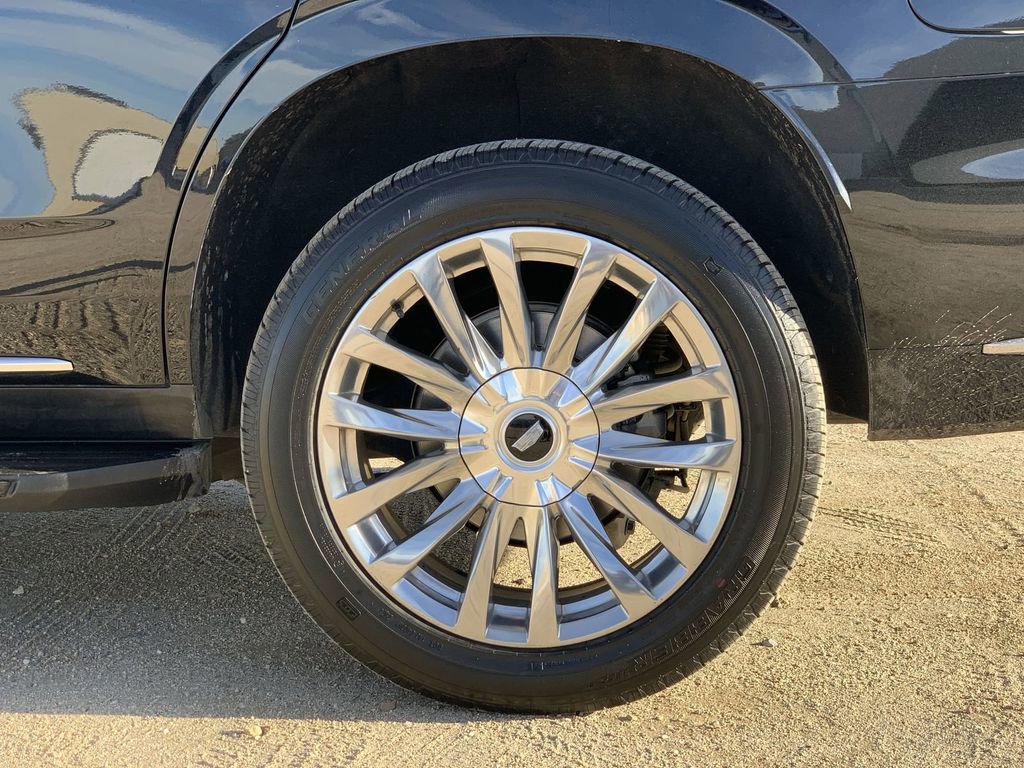 Certified 2023 Cadillac Escalade Premium Luxury RWD image 31