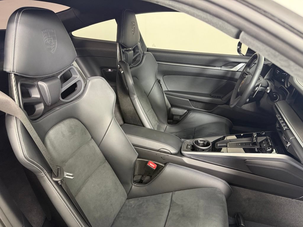 Certified 2025 Porsche 911 Turbo S AWD/4WD image 16