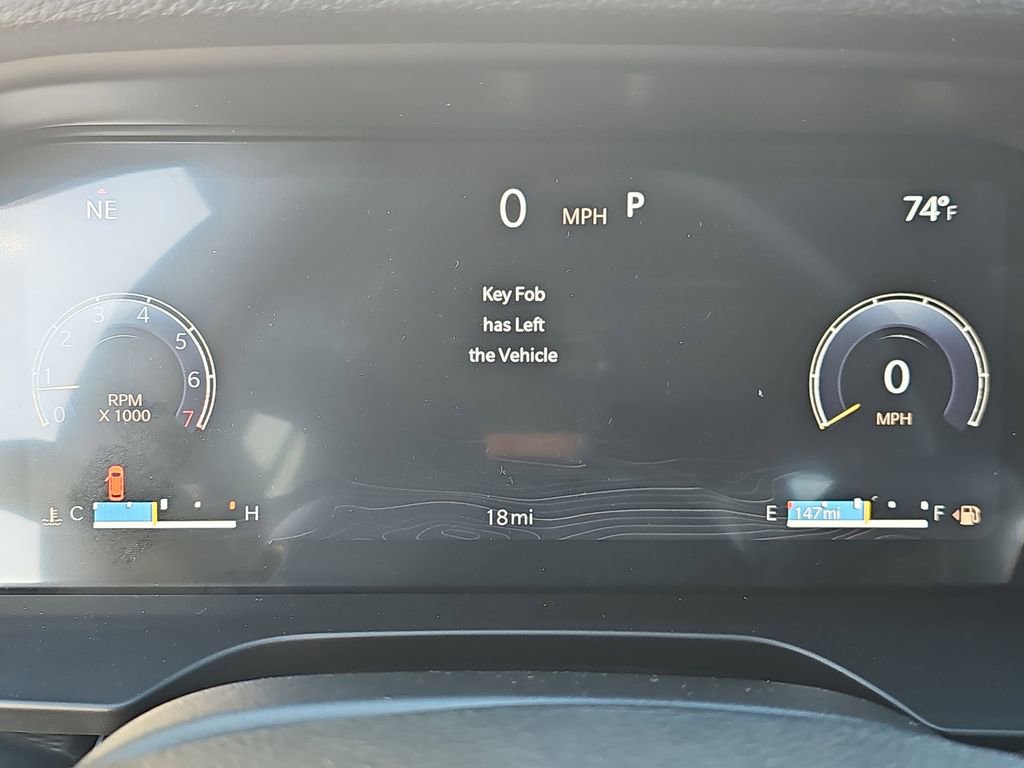 New 2025 Jeep Grand Cherokee Altitude image 19