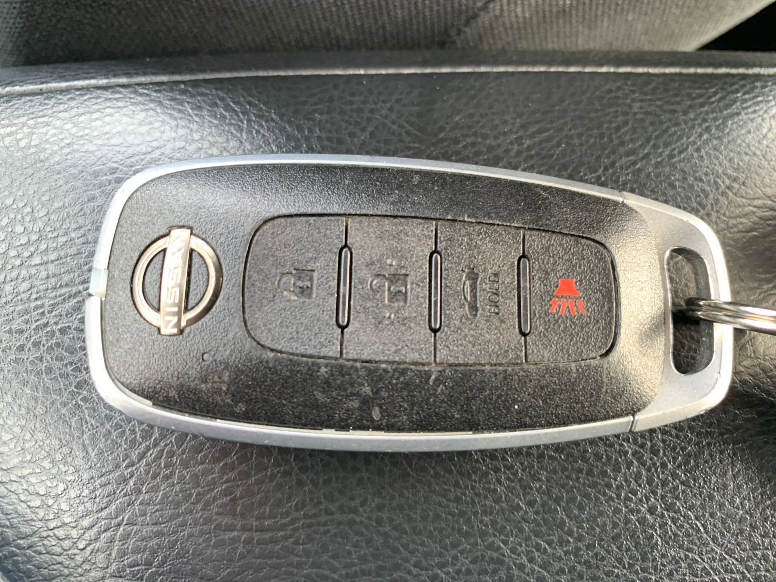 Used 2025 Nissan Versa SV image 21