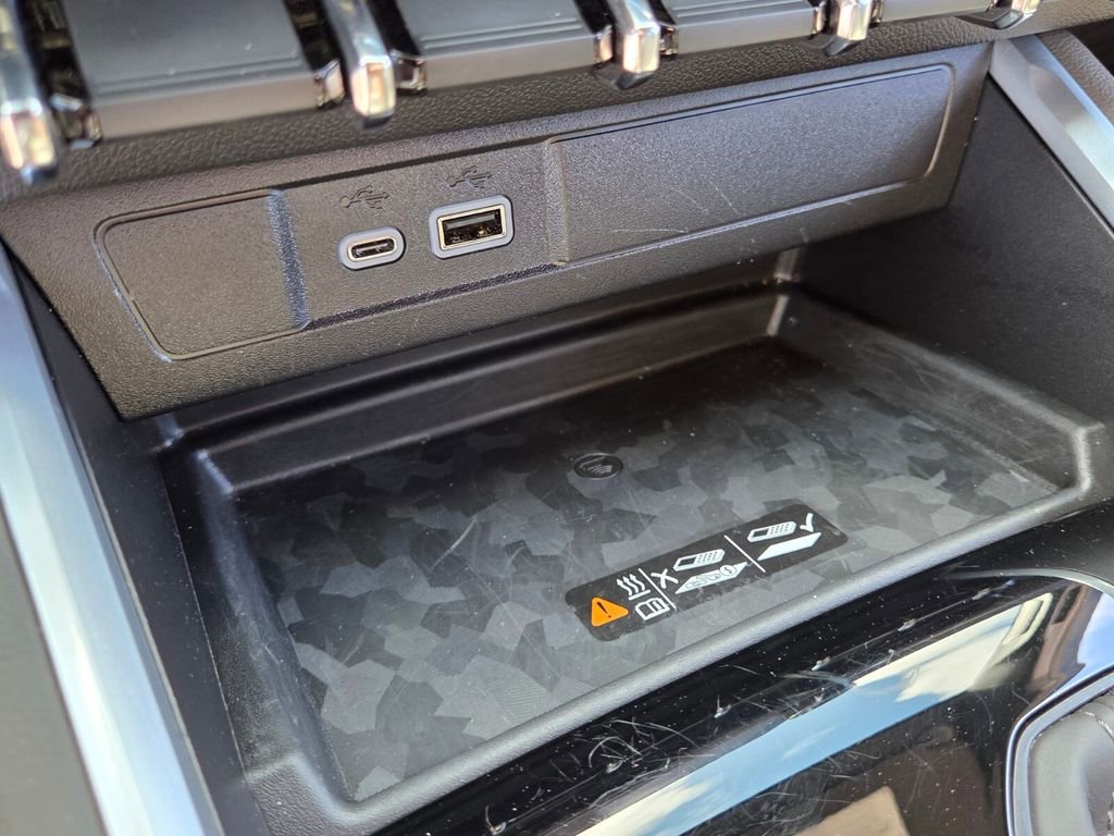 Used 2025 Chevrolet Colorado ZR2 w/ Technology Package image 31