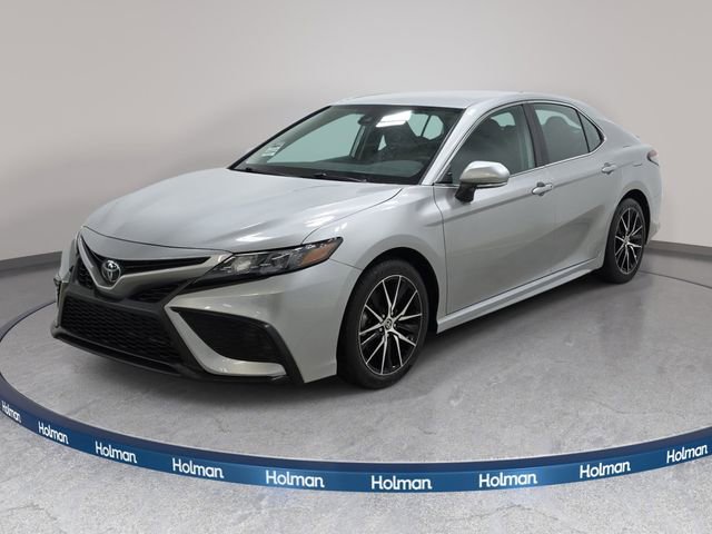 Certified 2023 Toyota Camry SE image 1