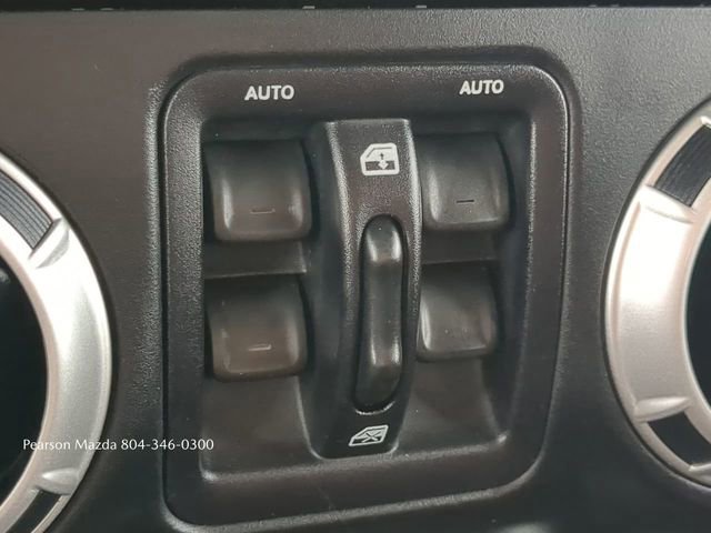 Used 2017 Jeep Wrangler Unlimited Sahara w/ Dual Top Group image 23