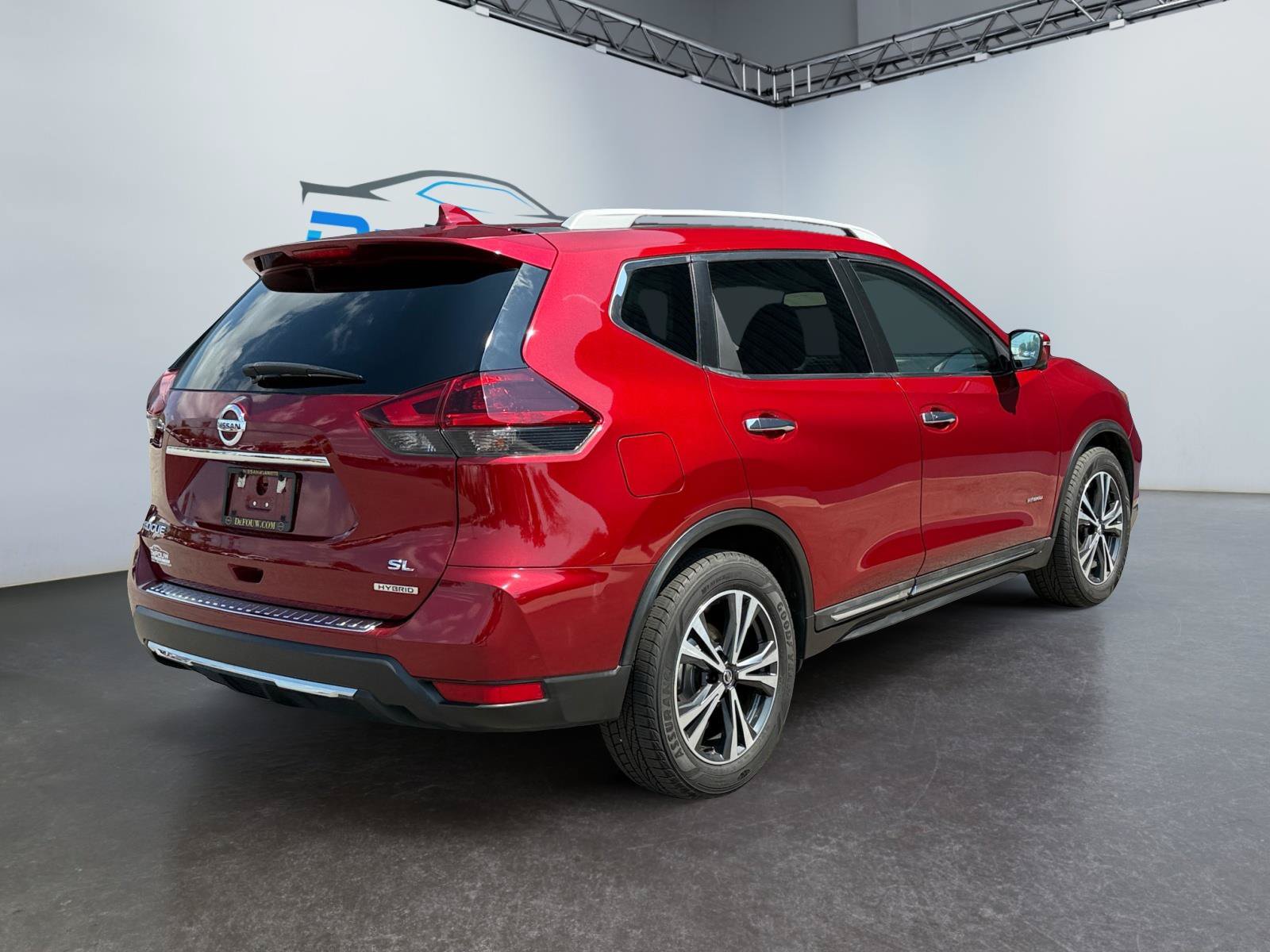 Used 2018 Nissan Rogue SL FWD image 3