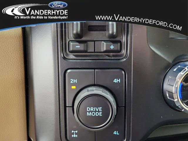 New 2026 Ford F350 Lariat w/ Lariat Premium Package image 32