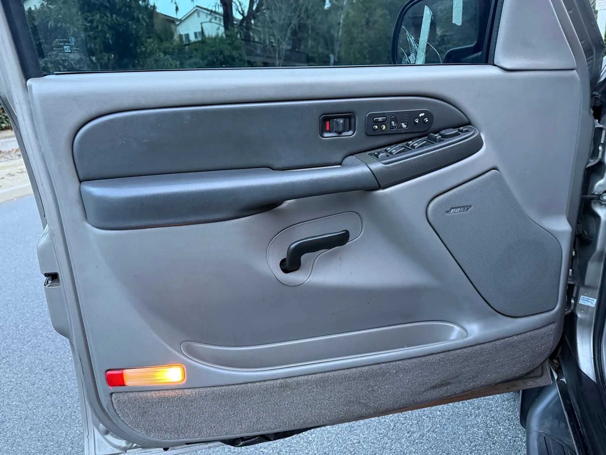 Used 2003 GMC Yukon SLT w/ 1SD Preferred Equipment Group image 11