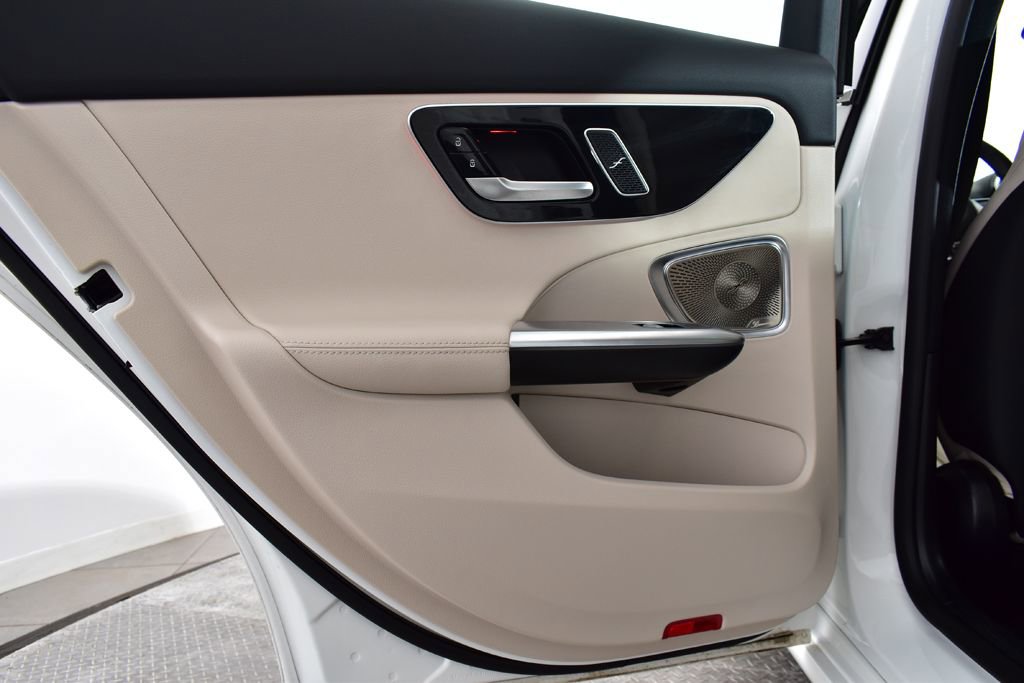 Used 2026 Mercedes-Benz C 300 4MATIC Sedan image 26