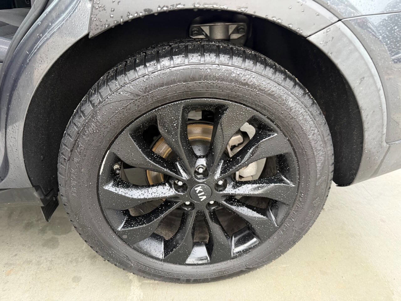 Used 2020 Kia Sorento S image 14