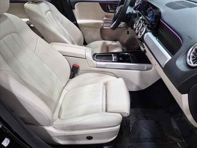 Used 2026 Mercedes-Benz GLB 250 image 21
