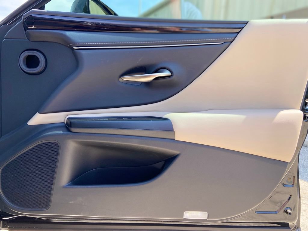 Used 2021 Lexus ES 350 w/ Premium Package FWD image 16
