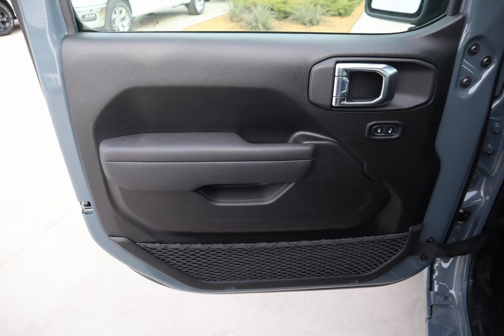 New 2026 Jeep Gladiator Sport image 14