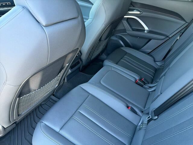 Used 2025 Audi Q5 Premium Plus AWD/4WD image 15