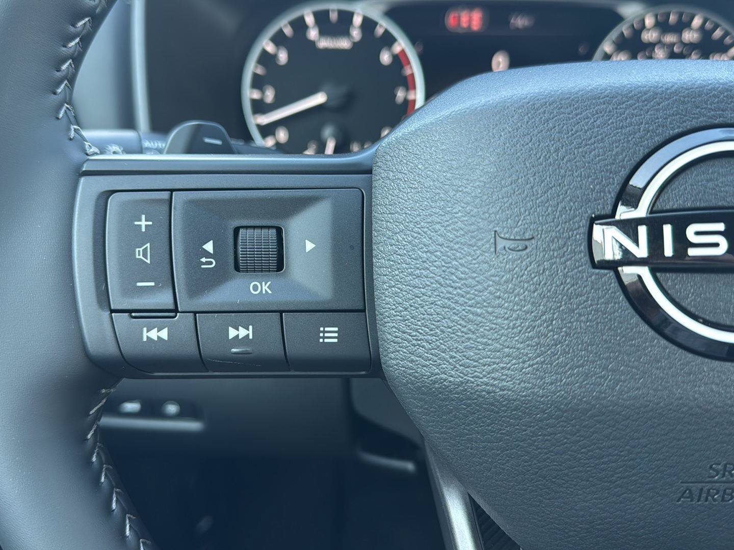 New 2027 Nissan Rogue Dark Armor AWD/4WD image 18