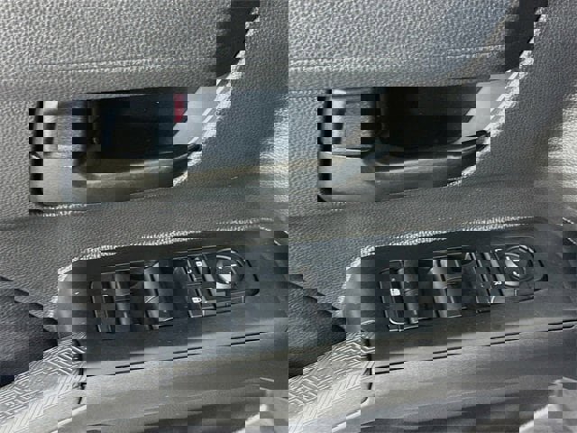 Certified 2025 Toyota Tacoma SR image 17