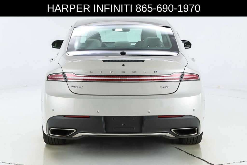 Used 2020 Lincoln MKZ FWD image 9