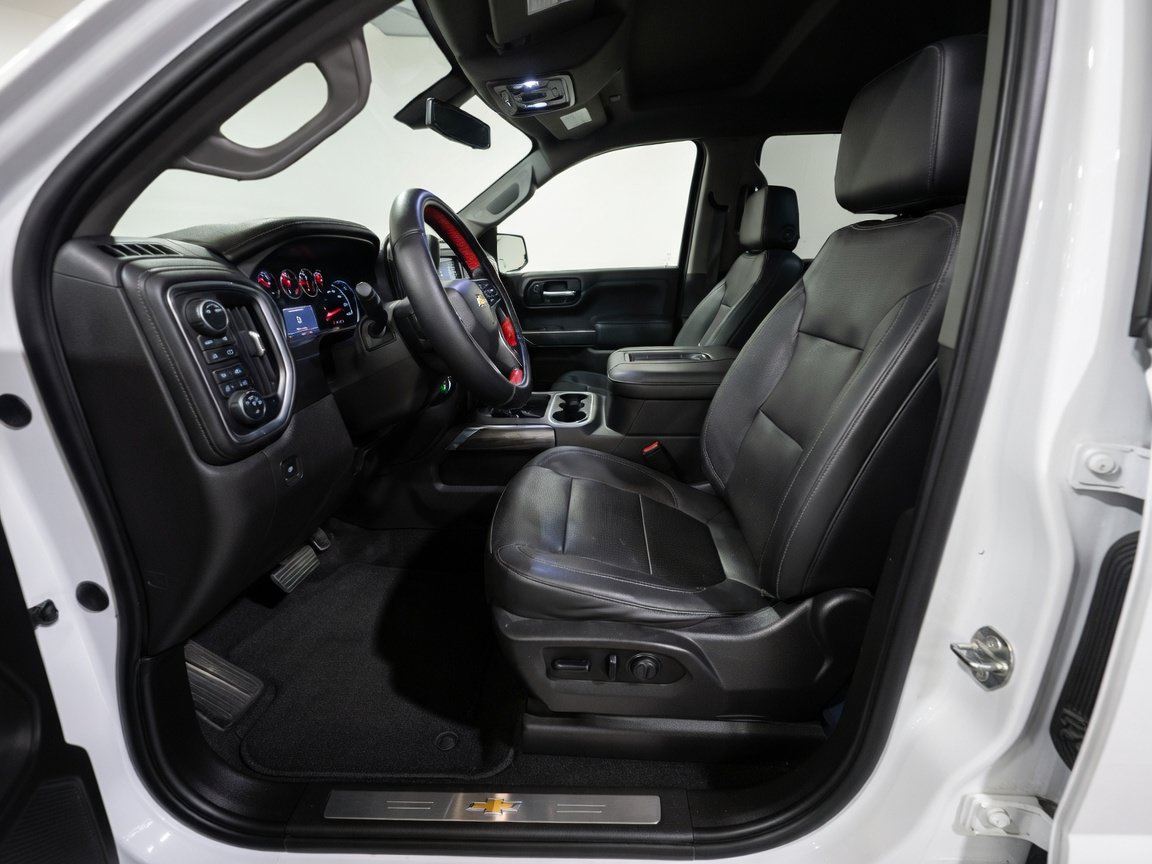 Used 2021 Chevrolet Silverado 1500 LTZ w/ LTZ Convenience Package II AWD/4WD image 14