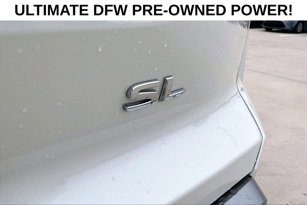 Used 2024 Nissan Pathfinder SL FWD image 36