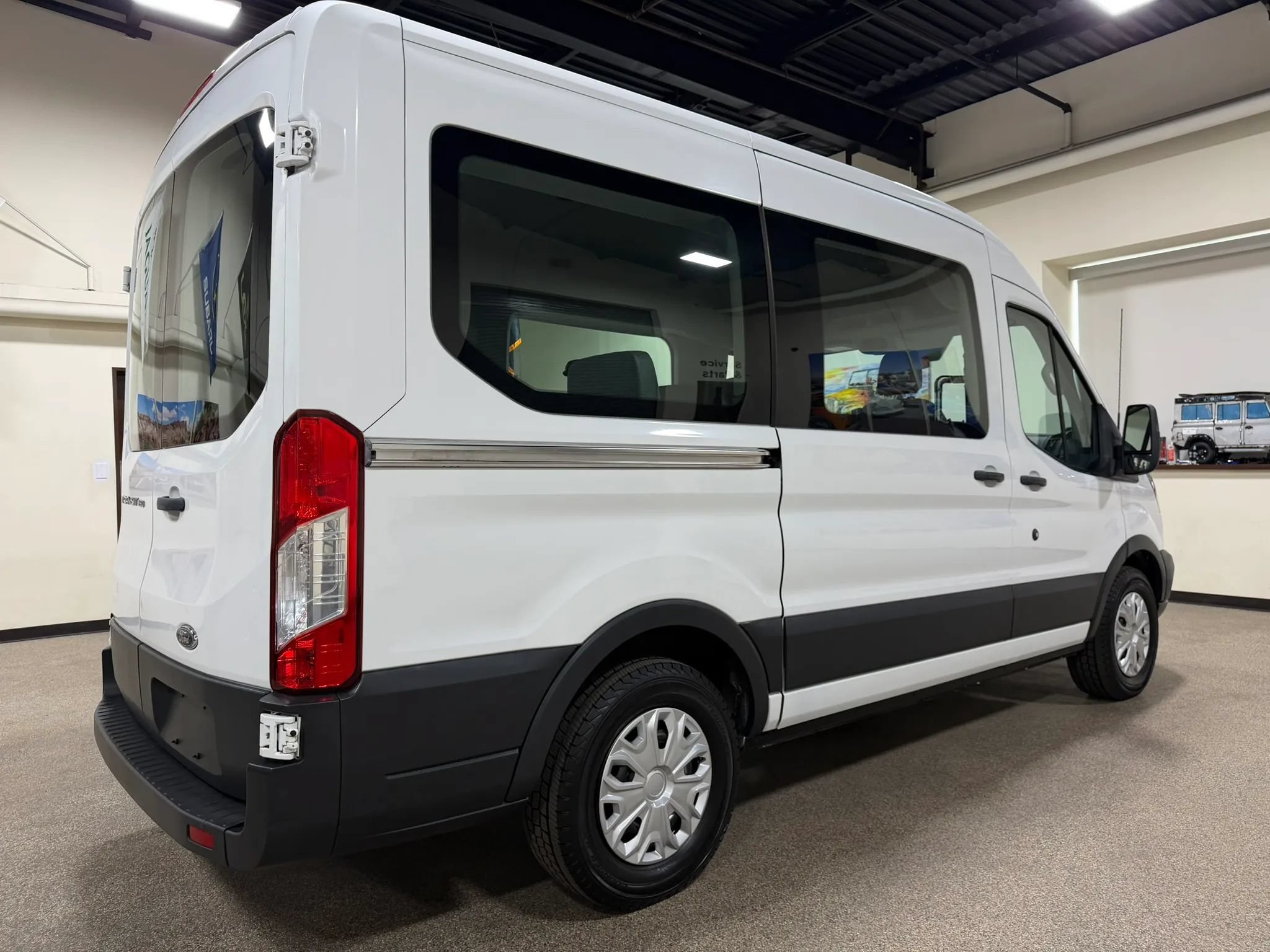 Used 2015 Ford Transit 150 XL RWD image 16