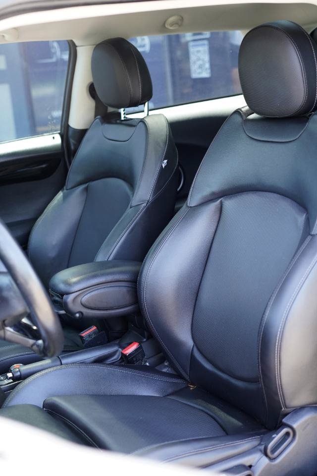 Used 2015 MINI Cooper S FWD image 11