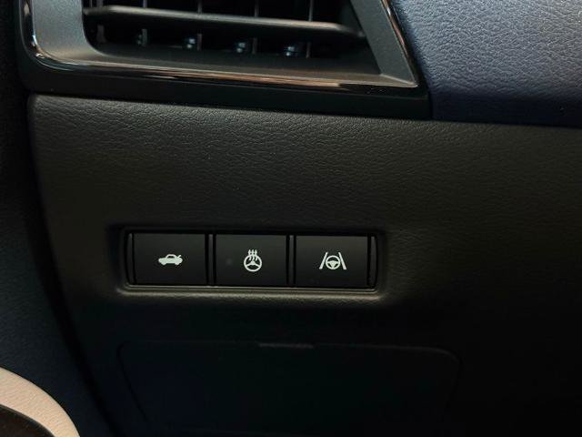 New 2026 Nissan Sentra SL w/ Floor Mat Package FWD image 25