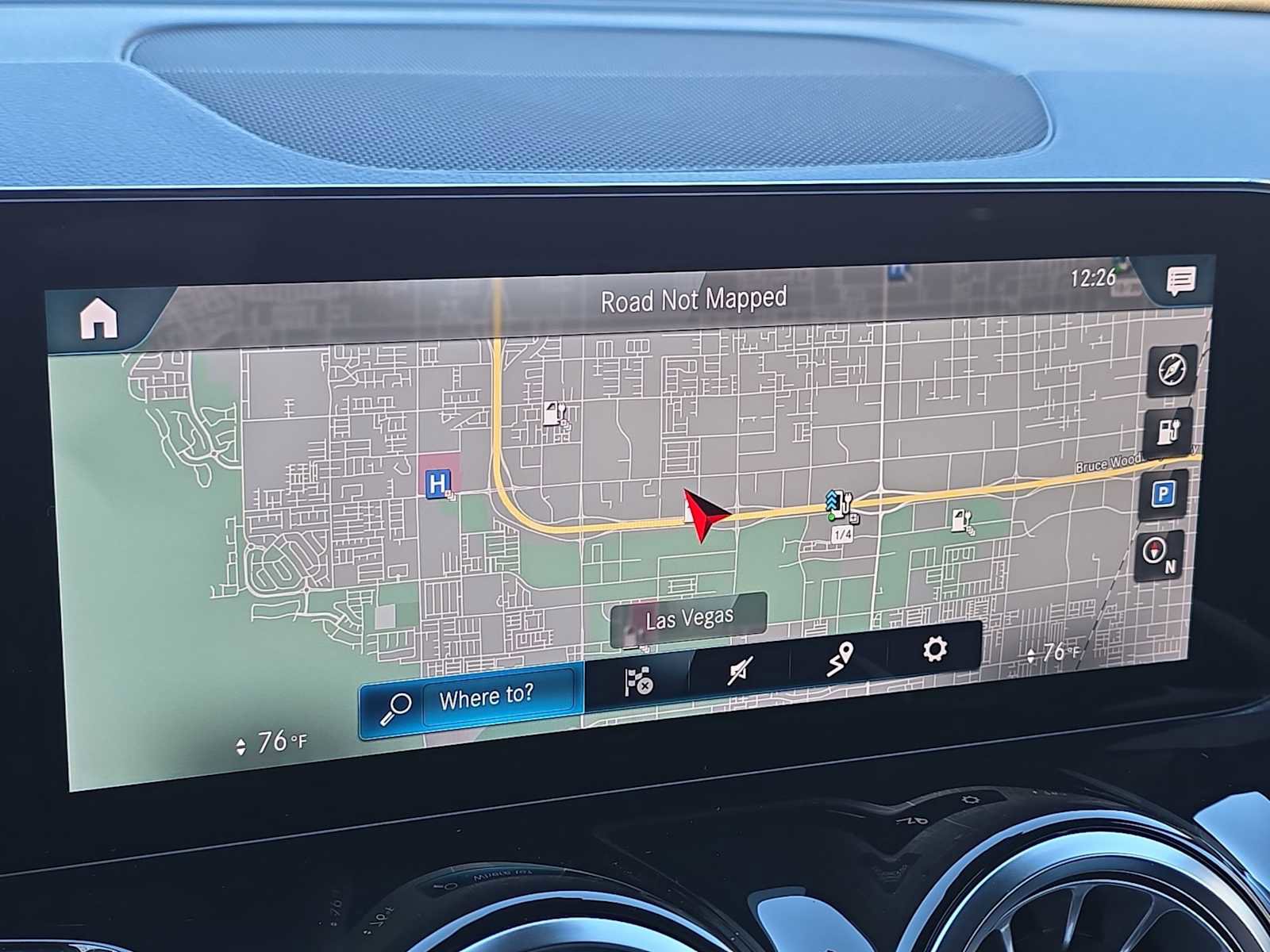 Used 2022 Mercedes-Benz EQB 300 4MATIC w/ Exclusive Package image 27