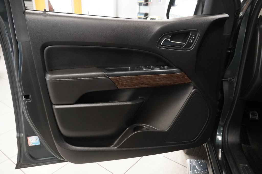 Used 2018 GMC Canyon Denali AWD/4WD image 16