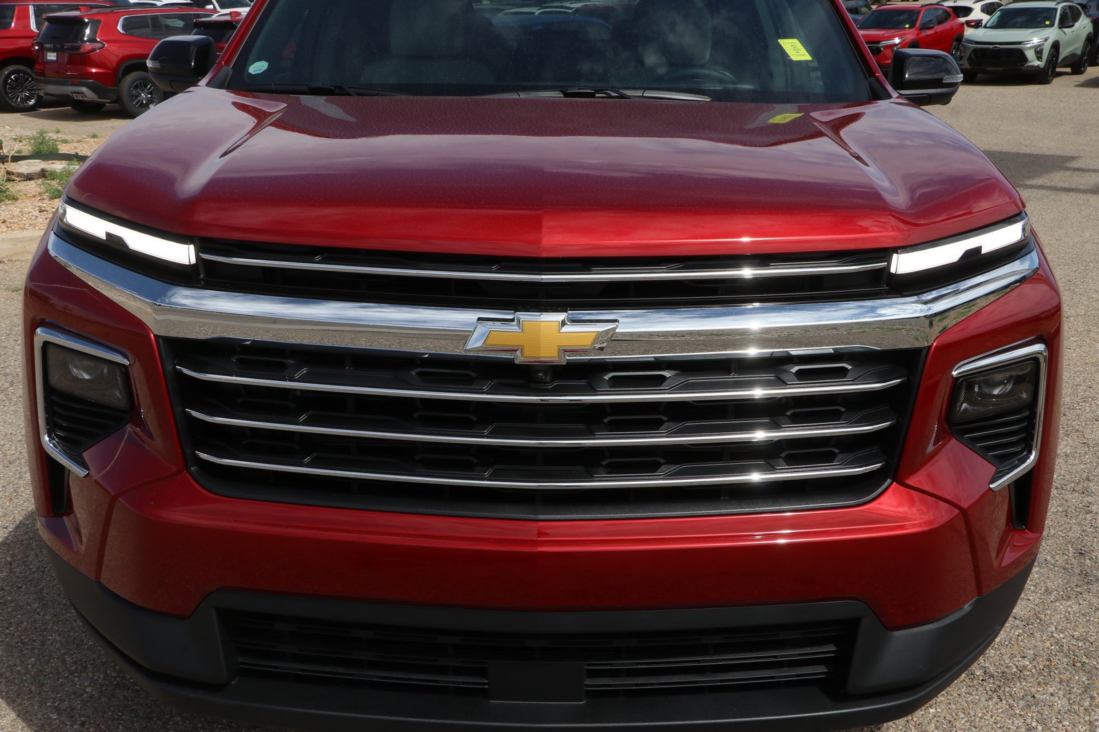New 2026 Chevrolet Traverse LT w/ Driver Confidence Package FWD image 2
