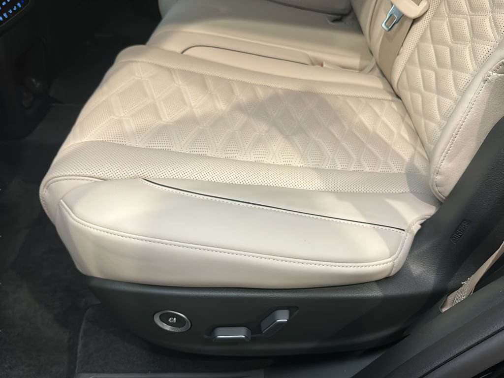 New 2026 Genesis GV80 3.5T e-SC AWD/4WD image 15