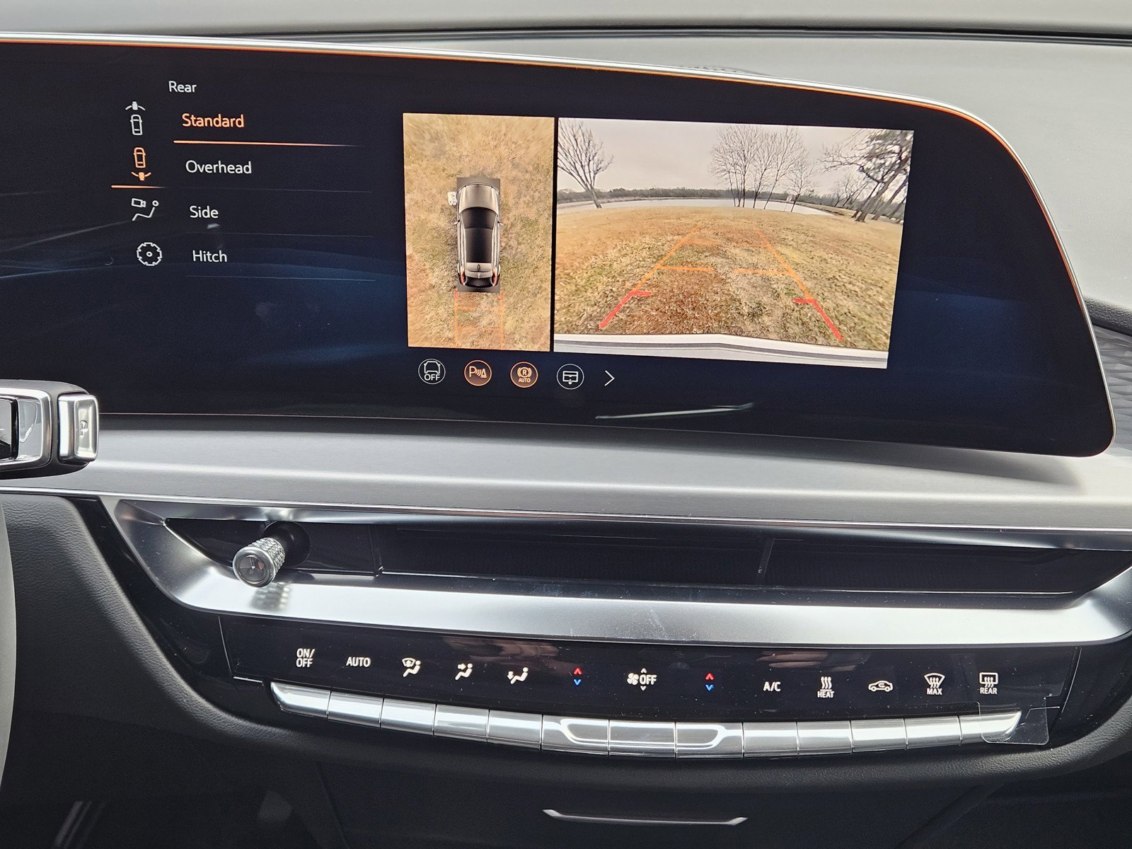 New 2026 Cadillac Lyriq Premium Luxury image 13