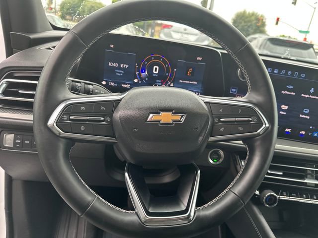 Used 2025 Chevrolet Traverse LT AWD/4WD image 18