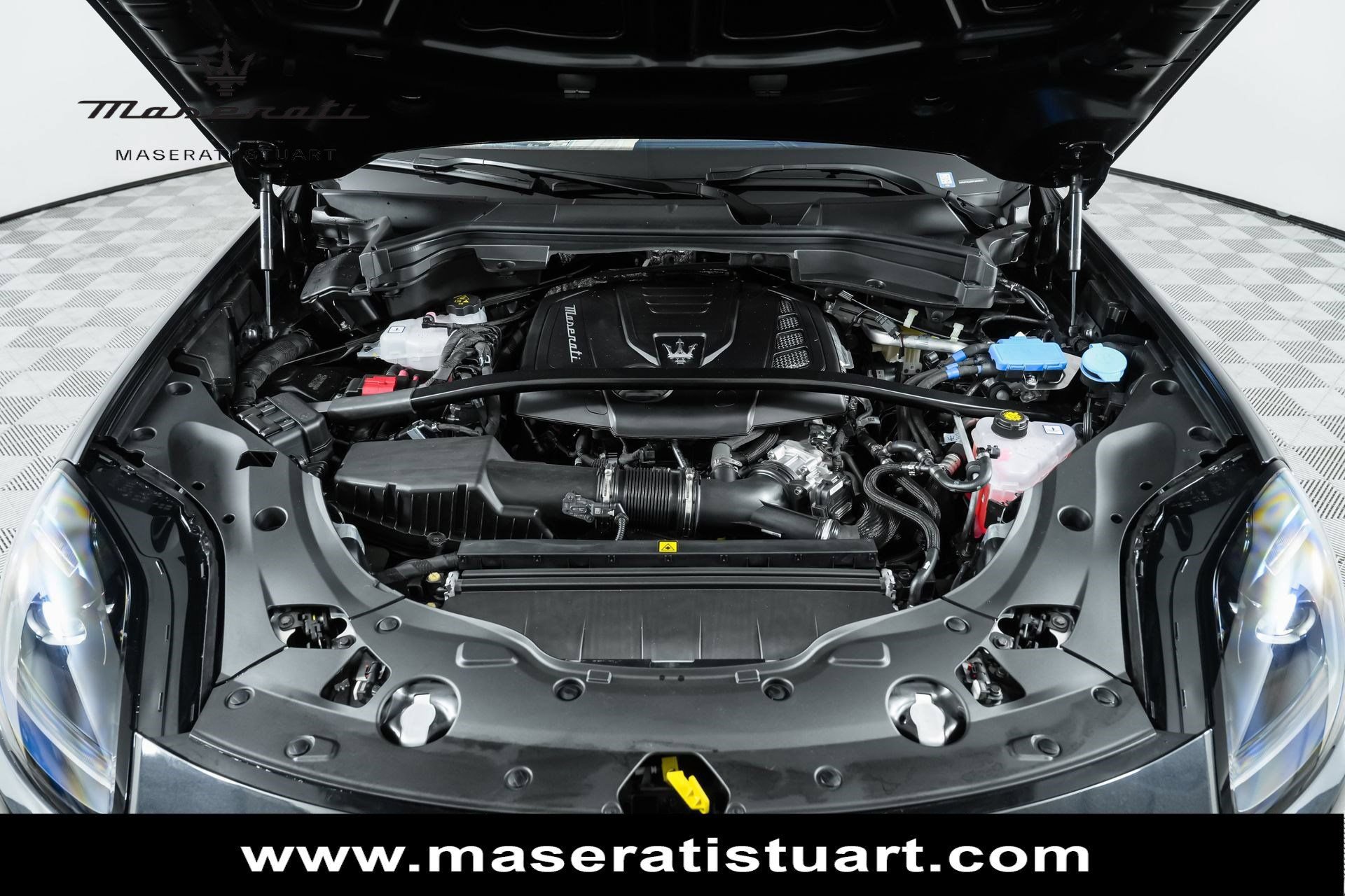 New 2025 Maserati Grecale Modena AWD/4WD image 46