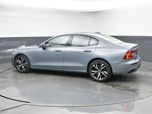 Used 2023 Volvo S60 B5 Plus FWD image 7